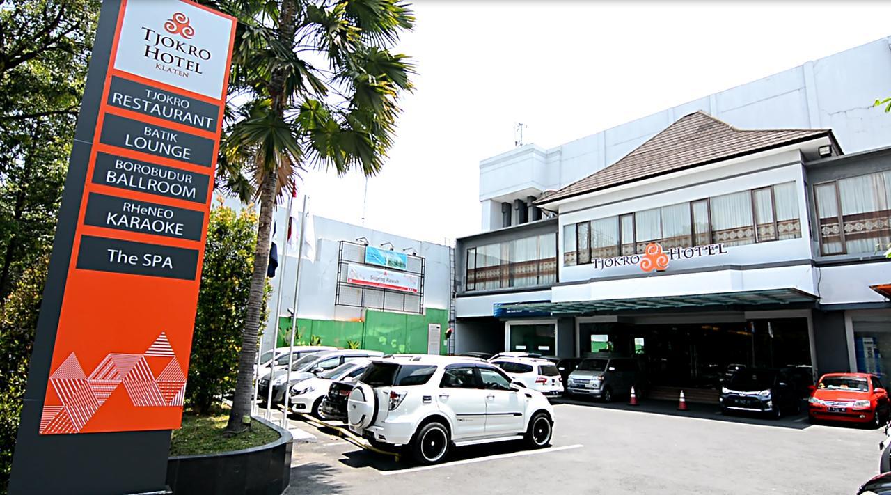 ヨクロ ホテル クラテン Klaten エクステリア 写真